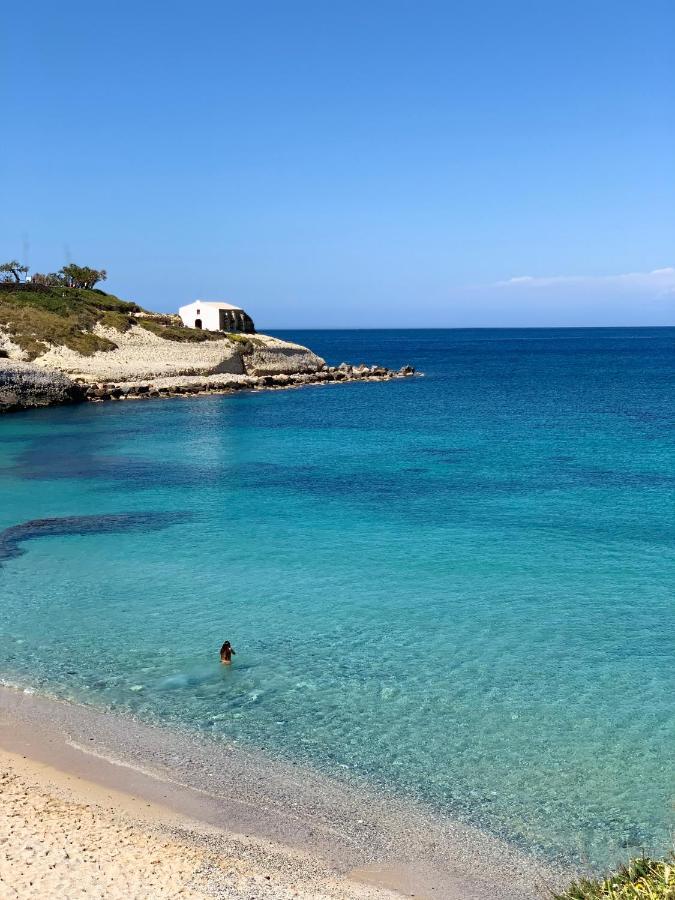 B&B La finestra sul porto Porto Torres Esterno foto